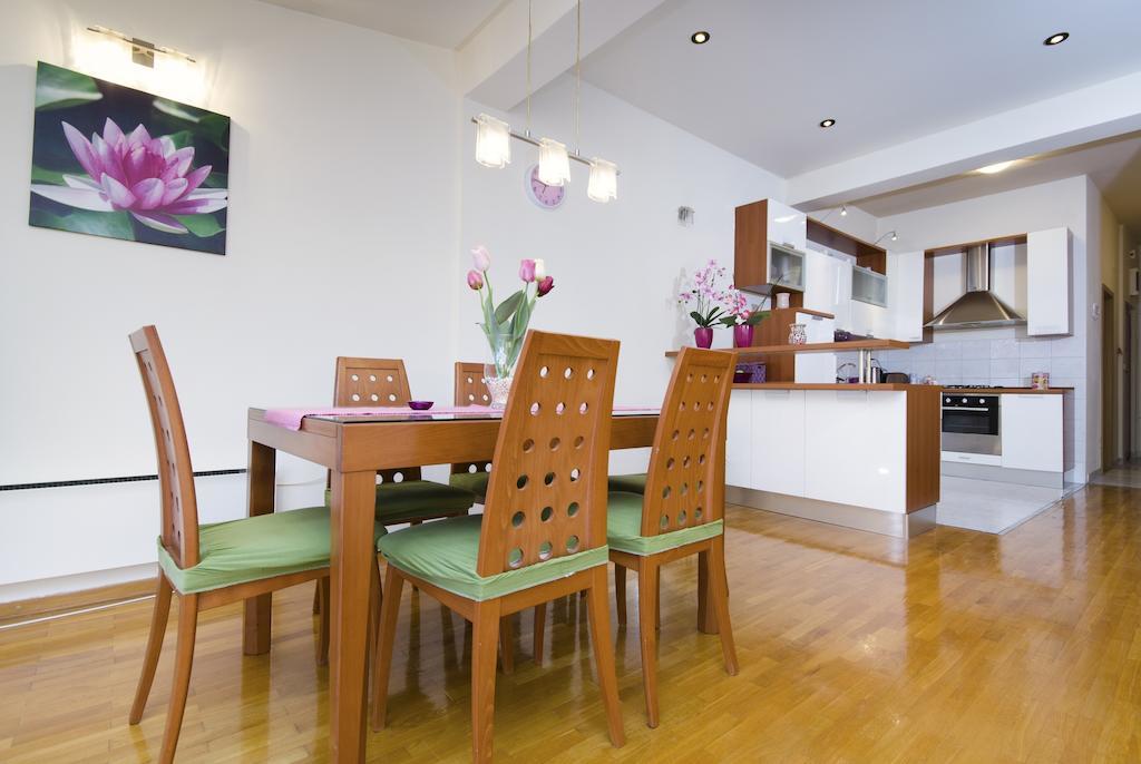 Urban Apartment ماكارسكا الغرفة الصورة